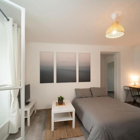 Appartement Tout Equipe Parking Balcon 2 Chambres マルセイユ エクステリア 写真