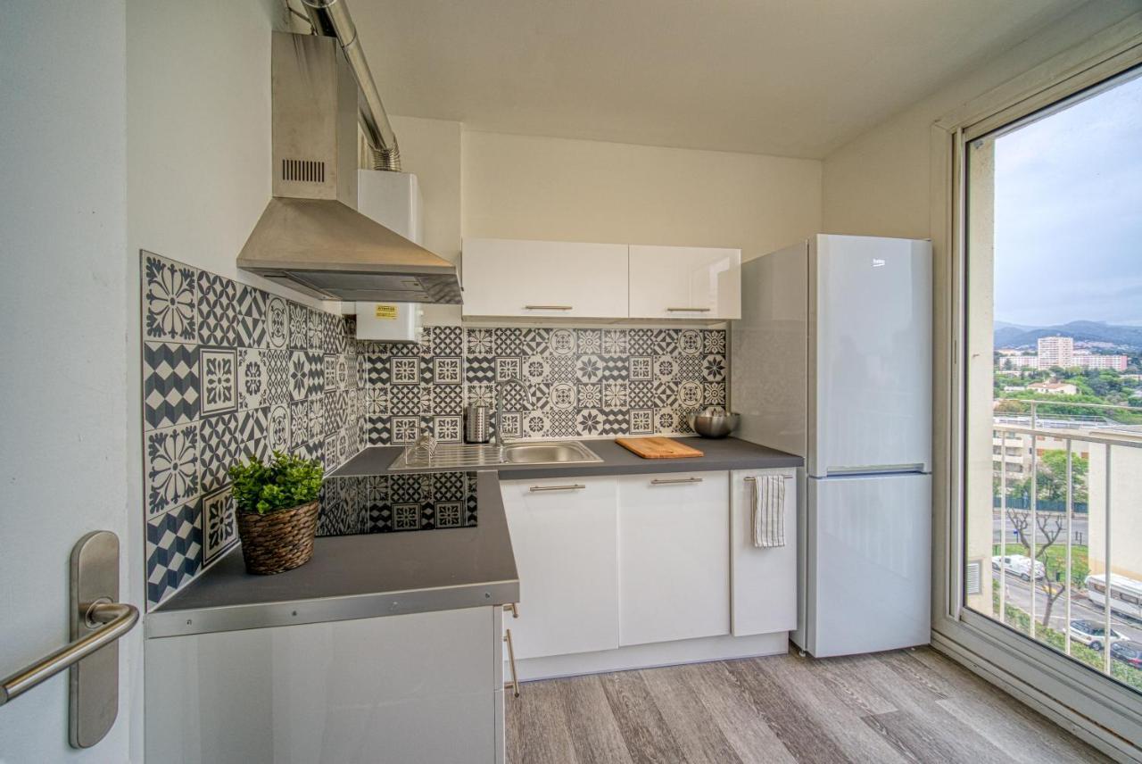 Appartement Tout Equipe Parking Balcon 2 Chambres マルセイユ エクステリア 写真