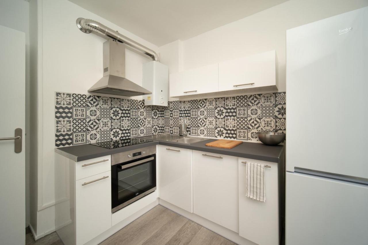 Appartement Tout Equipe Parking Balcon 2 Chambres マルセイユ エクステリア 写真