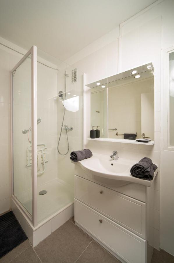 Appartement Tout Equipe Parking Balcon 2 Chambres マルセイユ エクステリア 写真